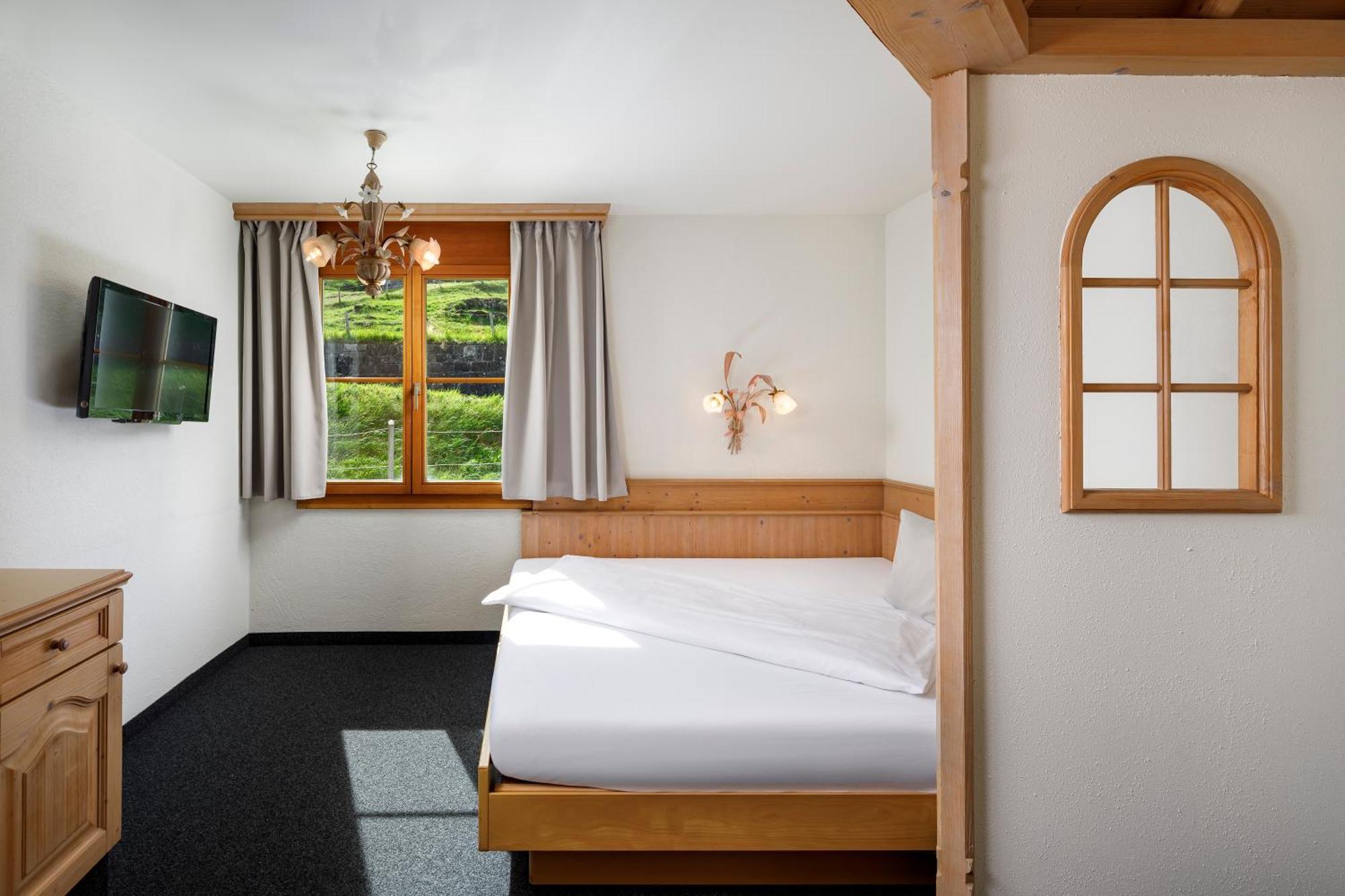 Hotel Und Naturhaus Bellevue Seelisberg Exterior photo